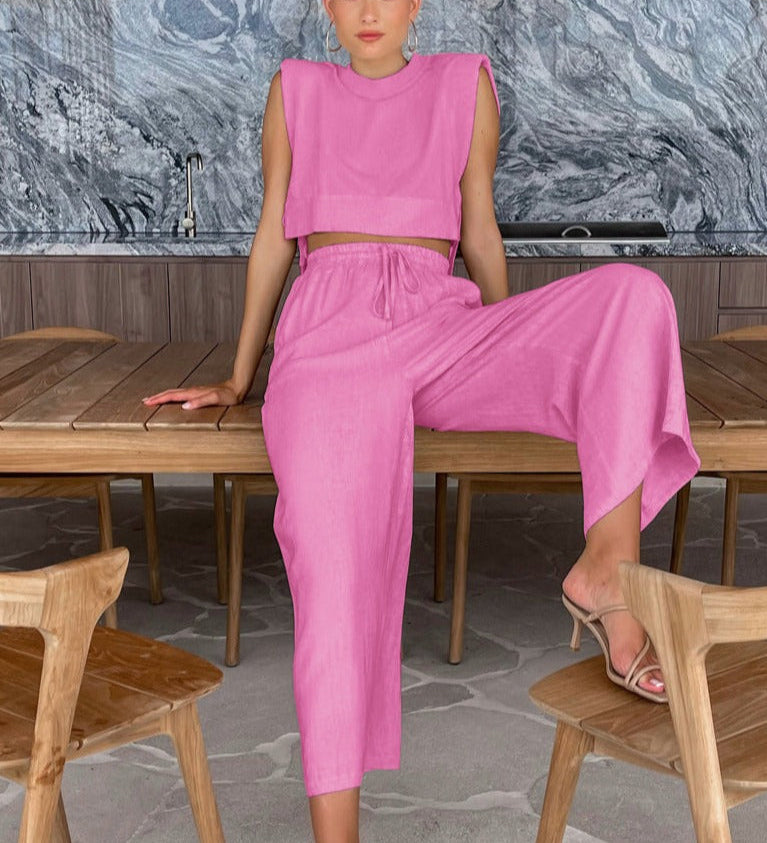 To-delt loungewear sæt med crop top og bukser