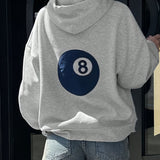 Oversized hoodie med 8-ball print og cool streetwear look