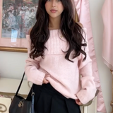 Lyserød off-shoulder sweater til kvinder – Elegant ribbet trøje