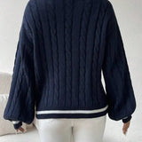 Stribet Kabelstrikpullover med V-udskæring – Stilfuld & Komfortabel