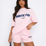 Oversize t-shirt og shorts sæt til afslapning