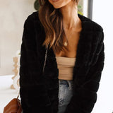 Kort faux fur jakke til kvinder – elegant og blød pelsjakke til hverdag og fest