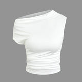 To-delt Sæt med Asymmetrisk Top og Knyttet Mini Nederdel – Minimal Chic