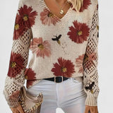 Blomstret V-Hals Bluse med Blondeærmer – Elegant og Feminin Stil