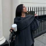 Elegant poncho til kvinder med høj hals og varm komfort