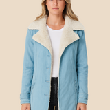 Varm teddyforet damejakke i blød fløjl med elegant krave