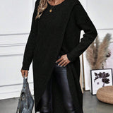 Asymmetrisk strikkjole med slå-om effekt og elegant pasform