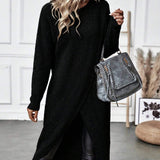 Asymmetrisk strikkjole med slå-om effekt og elegant pasform