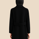 Klassisk uldinspireret damefrakke med stilrent snit