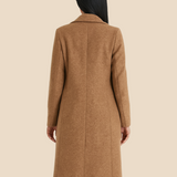 Lang dobbeltradet damefrakke i uldlook med elegant pasform