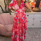 Elegant sommerkjole til kvinder med blomsterprint og V-hals