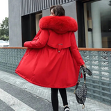 Lang Vinterfrakke med Faux Fur Foring og Elegant Hverdagsstil