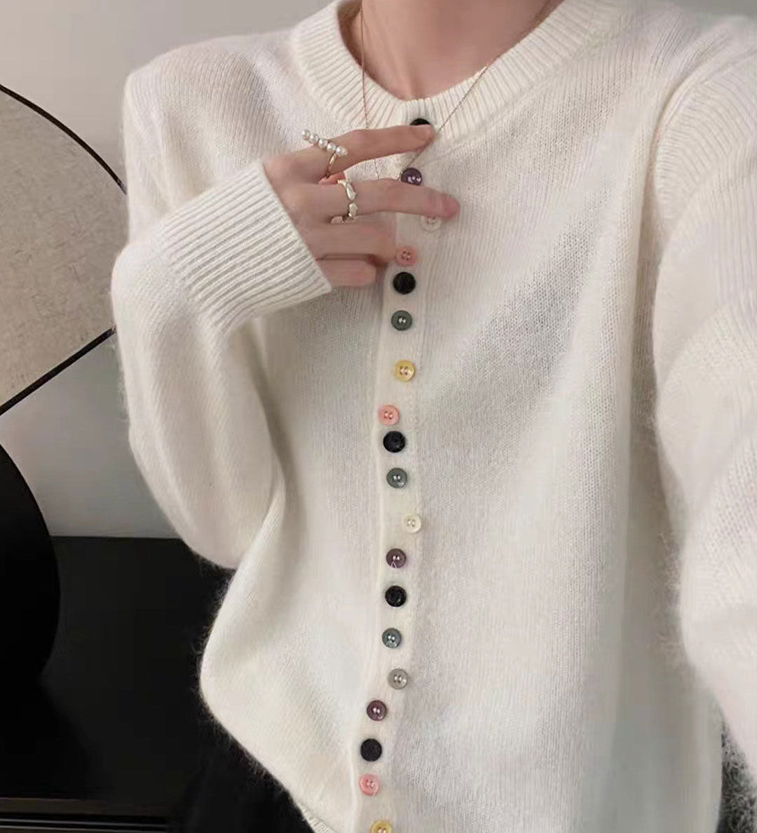 Strikket Cardigan med Dekorative Knapper