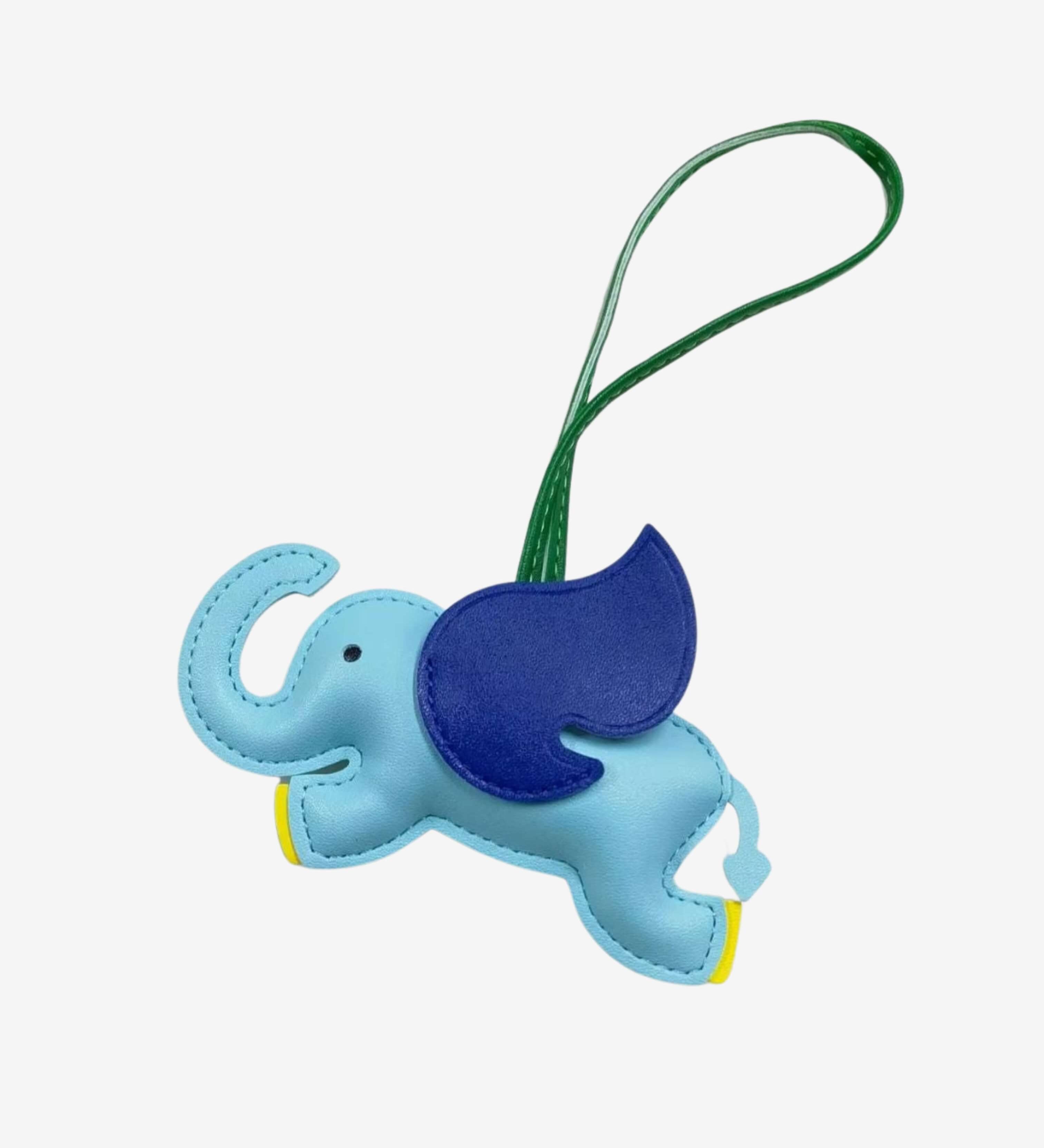 Elefant Vedhæng – Farverigt Taskeaccessory med Vinger