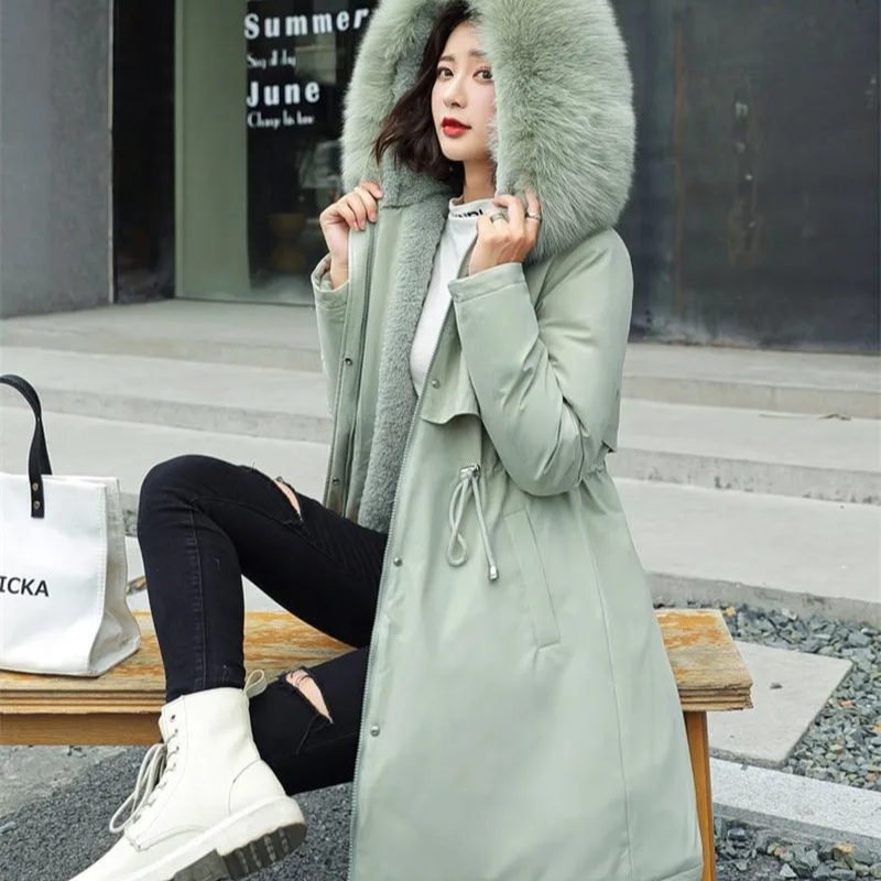 Lang Vinterfrakke med Faux Fur Foring og Elegant Hverdagsstil
