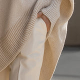 Oversized Strik Poncho med Rund Hals – Elegant Komfort og Let Stil