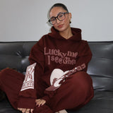 Oversized hoodie med statement print og afslappet pasform