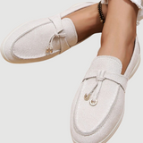 Bløde Slip-On Loafers med Guld Detaljer til Kvinder