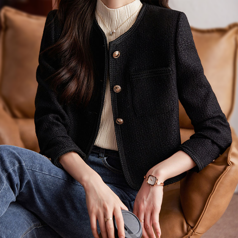 Kort dame blazer i tweed – elegant og moderne jakke