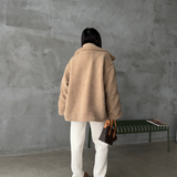 Teddy fleece jakke – varm, blød og stilfuld