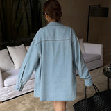 Oversize denimskjorte til kvinder med lommer