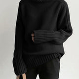 Ribstrikket Rullekrave Sweater med Oversized Pasform