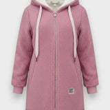 Varm teddyjakke med hætte og afslappet pasform – blød komfort til kolde dage