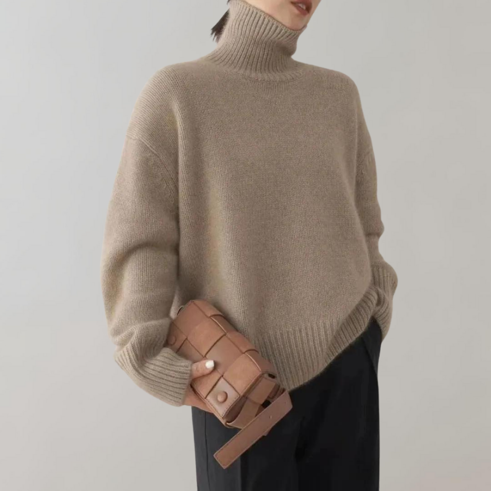 Oversized Rullekrave Striktrøje med Ribdetaljer