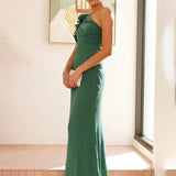 Elegant One Shoulder Midikjole med Slids