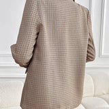 Ternet Blazer med Knaplukning – Elegant og Afslappet