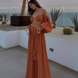 Elegant Sommer Outfit Set – Off-Shoulder Top og Maxi Nederdel med Spænde