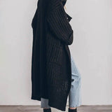 Oversized Ensfarvet Cardigan med Knapper og Revers til Kvinder