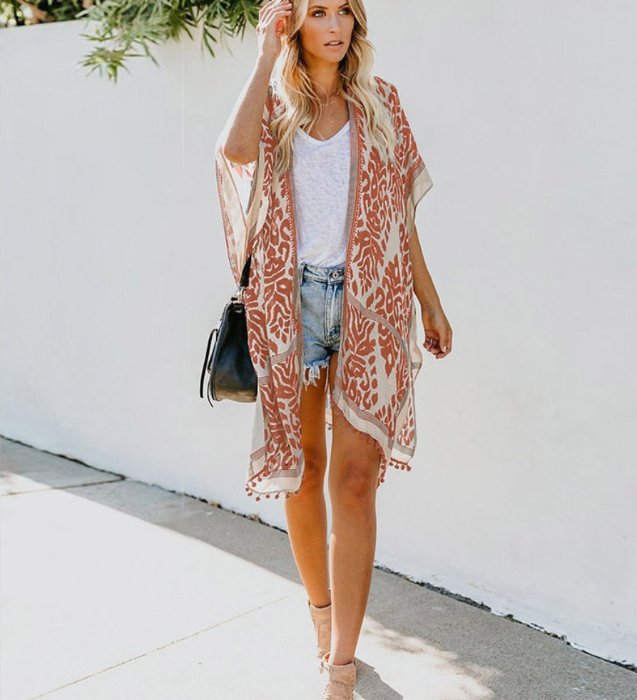 Boho kimono – Let cardigan med mønster og frynser til sommerlag