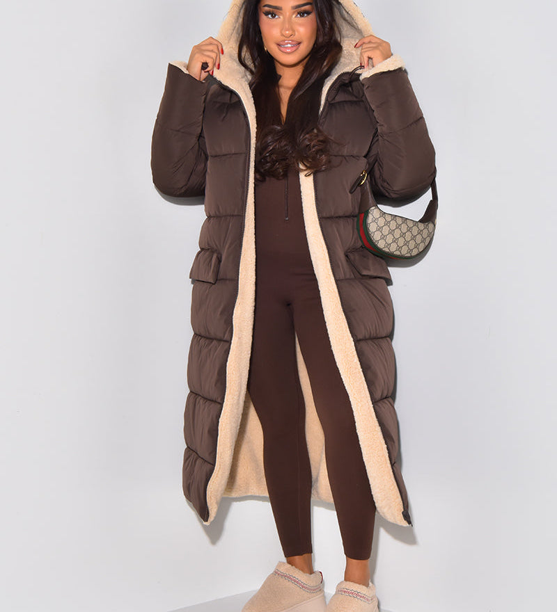 Lang Vinterfrakke med Varm Komfort og Elegant Silhuet