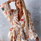 Boheme playsuit med blomsterprint og lange ærmer – perfekt til sommer