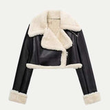 Kort Jakke med Kontrastforing og Elegant Moderne Look