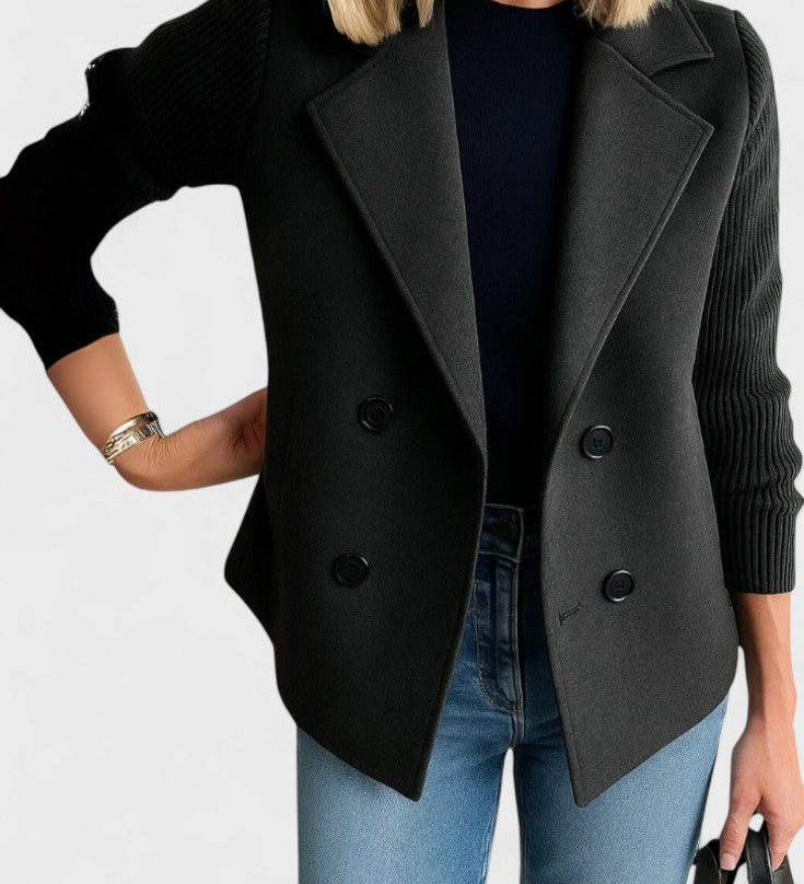 Klassisk Dobbeltradet Blazer med Elegant Snit og Tidløs Stil