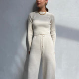 Ribstrik sæt dame – bluse og bukser i elegant pasform