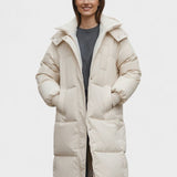 Gabriela™ | Lang pufferjakke med hætte og afslappet pasform – maksimal varme med moderne stil