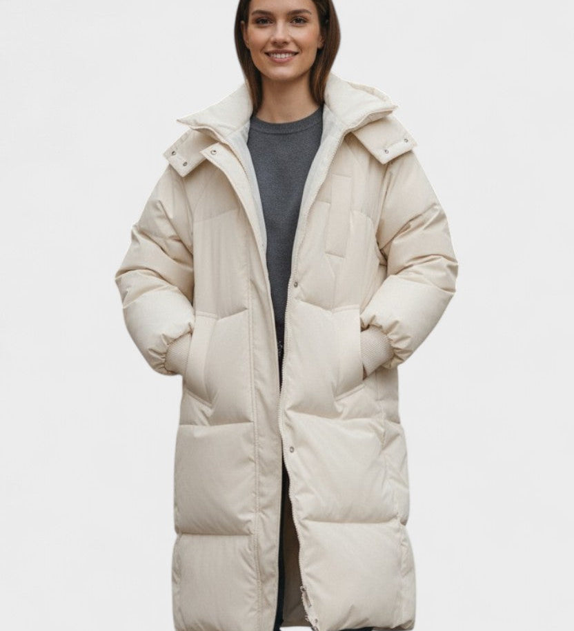 Gabriela™ | Lang pufferjakke med hætte og afslappet pasform – maksimal varme med moderne stil