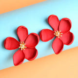 Store Blomster Ørestikker i Elegant og Moderne Design