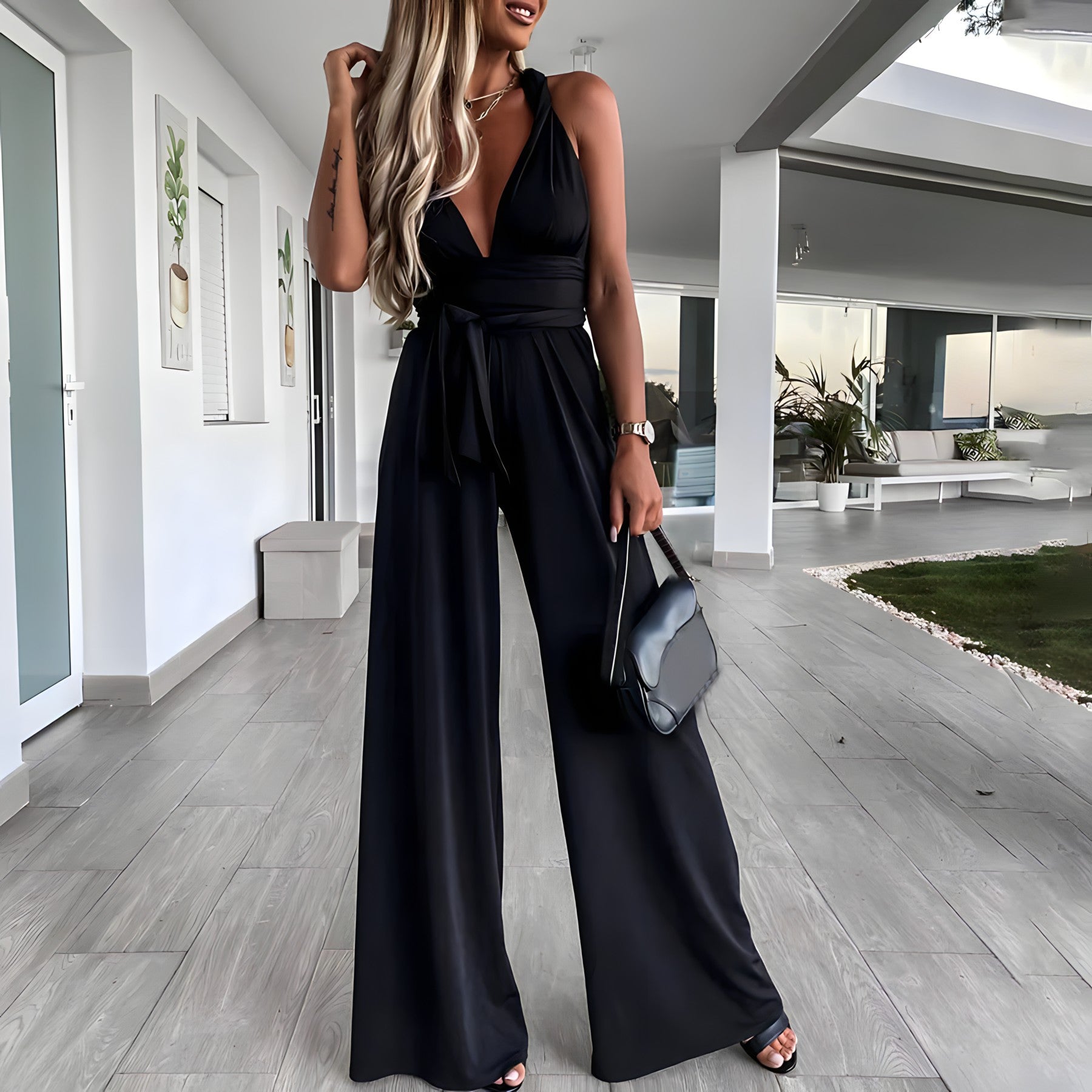 Jumpsuit med Dyb V-udskæring og Taljebånd