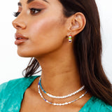 Farverige krystaløreringe til kvinder – elegant og moderne design