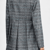 Ternet Blazer med Tailored Pasform – Tidløs Stil til Hverdag og Kontor