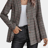 Ternet Blazer med Tailored Pasform – Tidløs Stil til Hverdag og Kontor