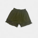 Lette Shorts med Broderet Kant – Afslappet Sommerstil og Komfort