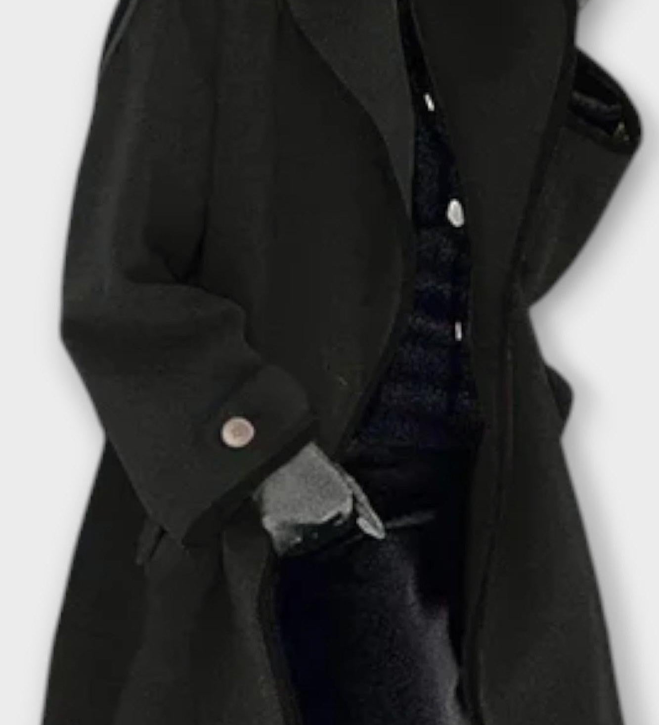 Elegant Blazer Frakke med Kontrastkant – Moderne Snit og Stilrent Look
