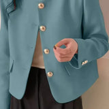Kort Blazer med Runde Knapper og Elegant Minimalistisk Stil