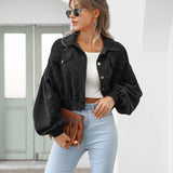 Kort Denimjakke til Kvinder – Trendy Cropped Jakke med Løstsiddende Pasform
