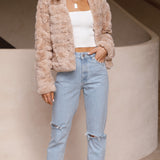 Kort faux fur jakke til kvinder – elegant og blød pelsjakke til hverdag og fest